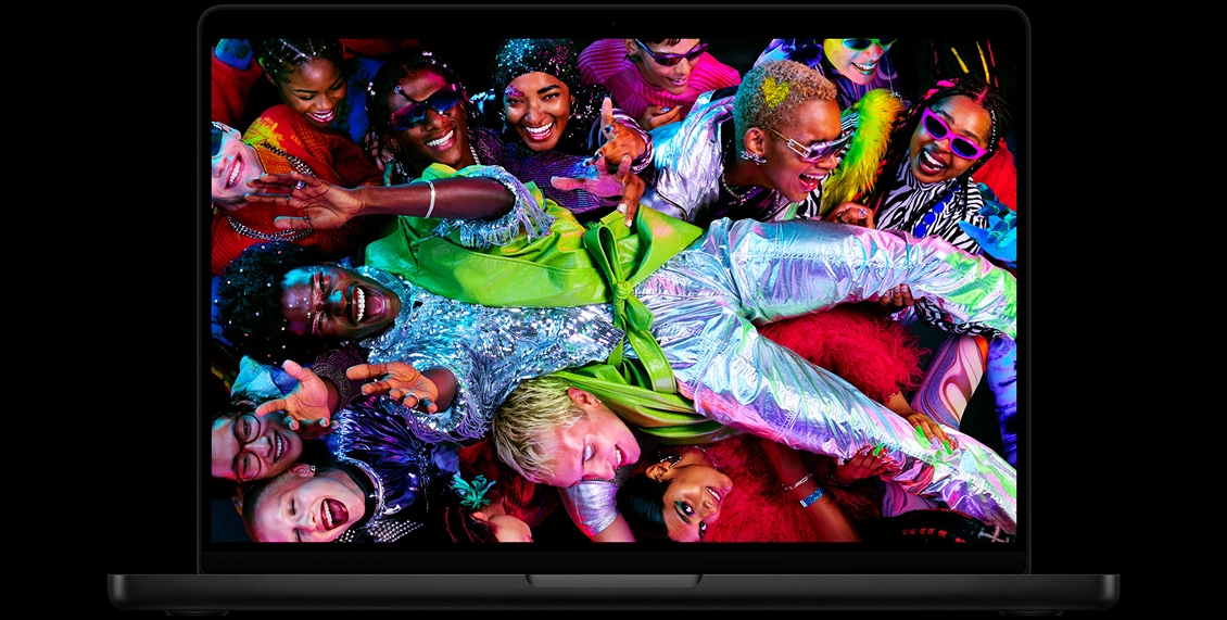 Ноутбук Apple Macbook Pro 16" (2026) M5 Max 48 ГБ, 2 ТБ SSD (MGEE4), "чёрный космос" Ноутбук Apple Macbook Pro 16" (2026) M5 Max 48 ГБ, 2 ТБ SSD (MGEE4), "чёрный космос" - 6