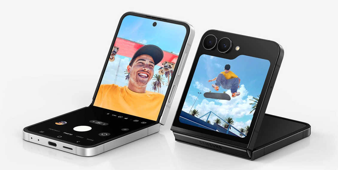 Смартфон Samsung Galaxy Z Flip 7 FE 8/128 ГБ белый (1sim + eSim) Смартфон Samsung Galaxy Z Flip 7 FE 8/128 ГБ белый (1sim + eSim) - 1